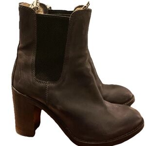 Rare Dirk Bikkembergs Womens Black Leather Distressed Chelsea Heeled Bootie US 8